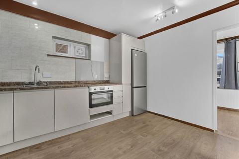 1 bedroom flat to rent, Hillside, Slough SL1