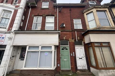 1 bedroom house to rent, North Albert Street, Fleetwood