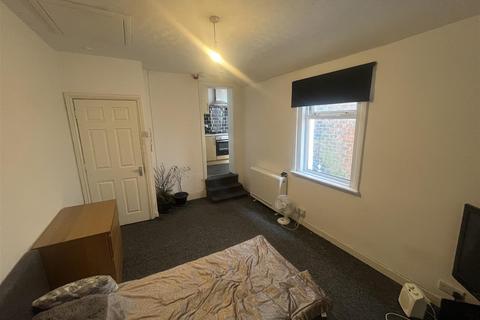 1 bedroom house to rent, North Albert Street, Fleetwood