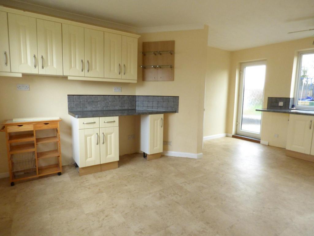 Kitchen  (Main)