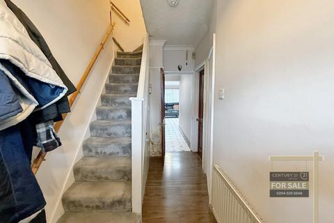 undefined, Waye Avenue, HOUNSLOW TW5