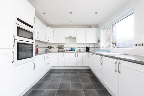 4 bedroom detached house for sale, Beech Avenue, Biggleswade SG18