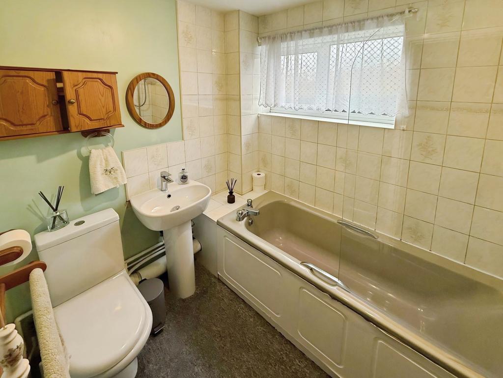 B T202510131701.jpg
