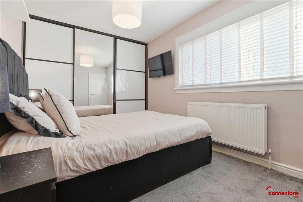 Bedroom One (1)