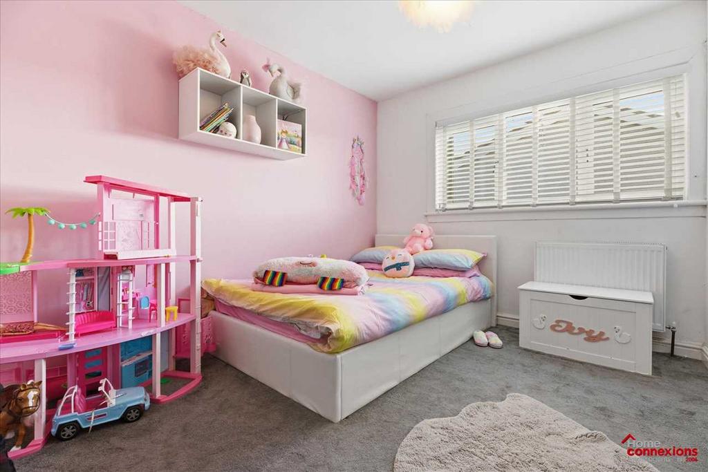 Bedroom Two (3)