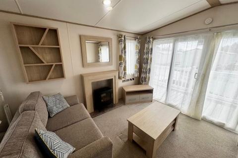 2 bedroom park home for sale, Carlton Meres Holiday Park