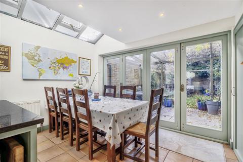 5 bedroom terraced house for sale, Petergate, SW11