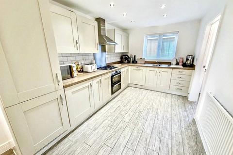 4 bedroom detached house for sale, Jones Close, Thringstone, Coalville, LE67