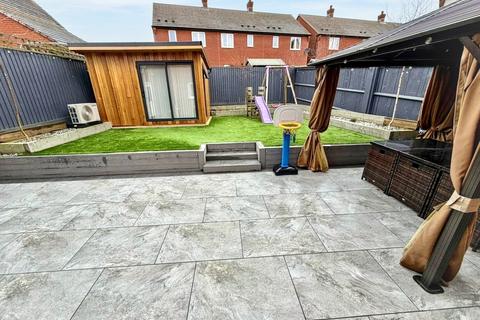 4 bedroom detached house for sale, Jones Close, Thringstone, Coalville, LE67