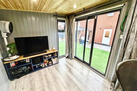 4 bedroom detached house for sale, Jones Close, Thringstone, Coalville, LE67