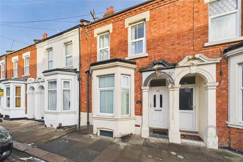 3 bedroom flat to rent, Wycliffe Road, Northamptonshire NN1