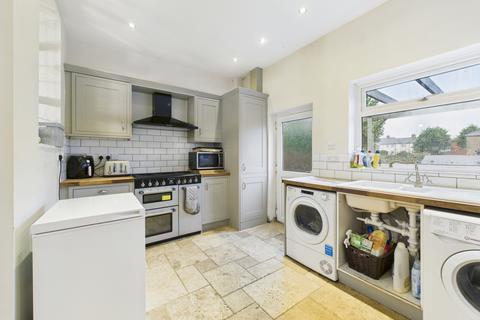 3 bedroom terraced house for sale, Chestnut Road, Abington, NN3 2JL