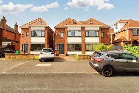 undefined, Wollaton Road, Nottingham, NG8 1HQ