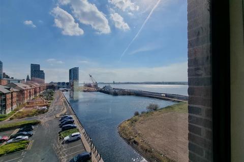undefined, Jesse Hartley Way, Liverpool