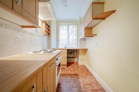 1 bedroom flat for sale, Balham High Road, Balham, London, SW17