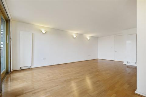 2 bedroom apartment to rent, Farnsworth Court, West Parkside, LONDON, SE10