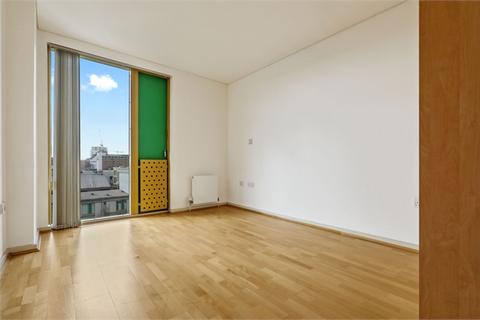2 bedroom apartment to rent, Farnsworth Court, West Parkside, LONDON, SE10