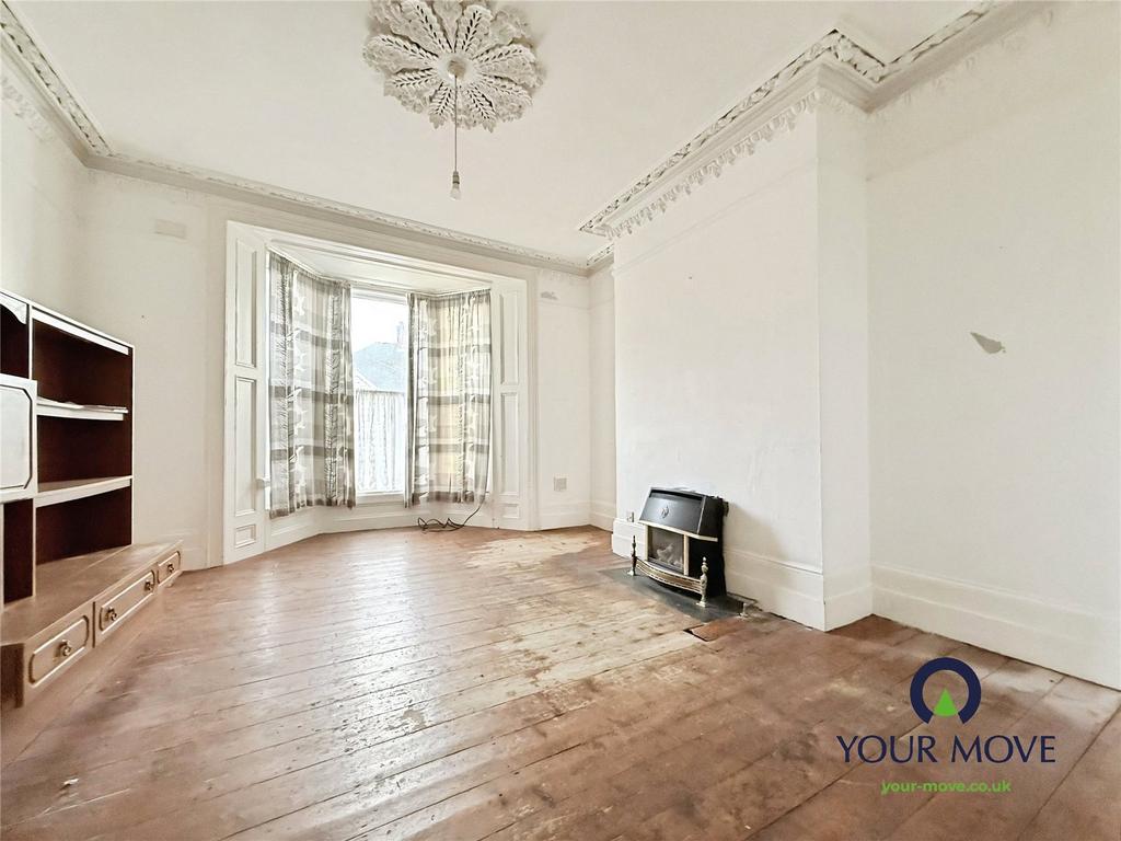 Reception/Bedroom