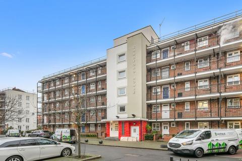 2 bedroom apartment to rent, Chagford House, Talwin Street, London, E3