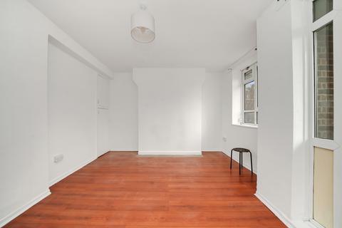 2 bedroom apartment to rent, Chagford House, Talwin Street, London, E3
