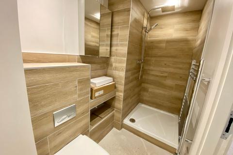 2 bedroom apartment to rent, Church Road, Gatley, SK8