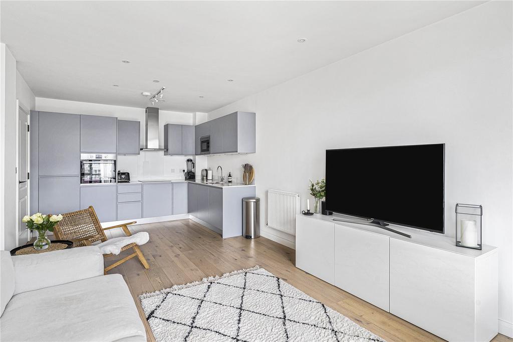Reception/Kitchen
