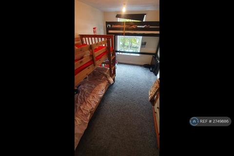 2 bedroom flat to rent, Britannia Wharf, Bingley, BD16