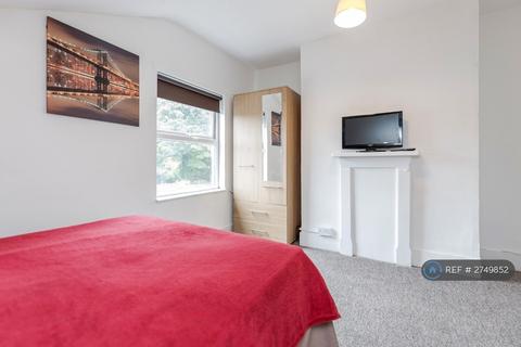 undefined, Woodford Road, Watford, WD17