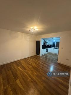 4 bedroom flat to rent, Granville Road, London, N12