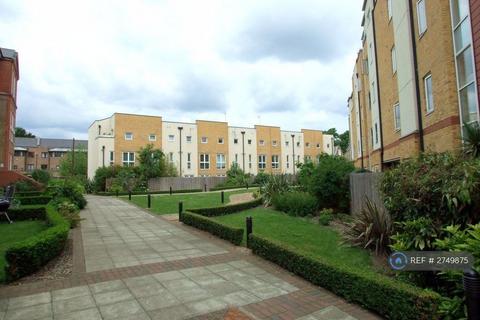 2 bedroom flat to rent, Enfield Road, London, N1