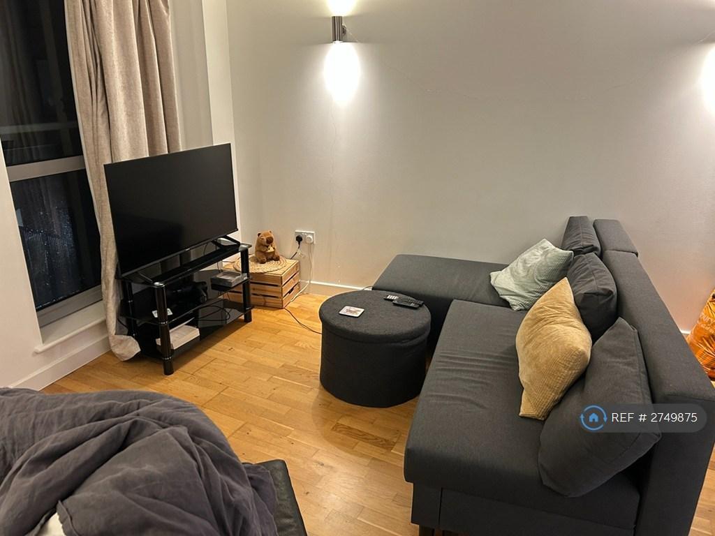 Lounge 3