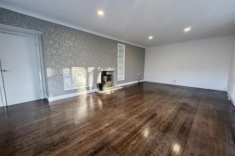 4 bedroom detached house for sale, Oakwood Grove, Warwick