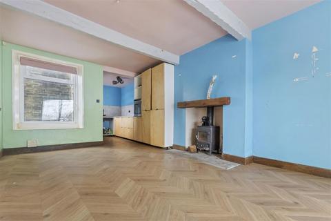 undefined, Well Street, Bradford BD13