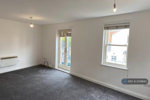 2 bedroom flat to rent, Melbourne Street, Stalybridge, SK15