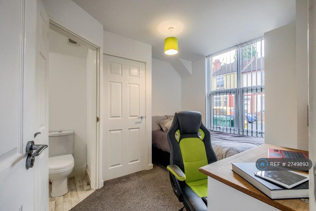 Bedroom 1 & En Suite