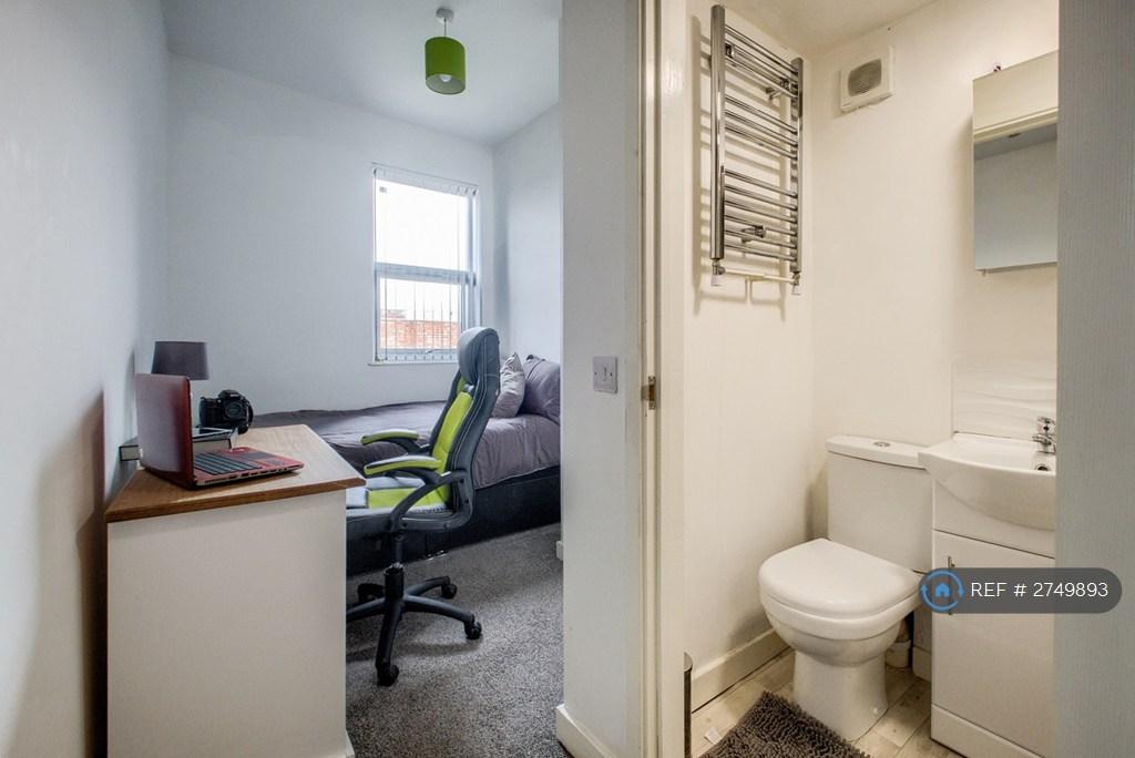 Bedroom 4 & En Suite
