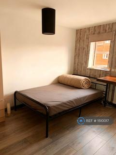 3 bedroom end of terrace house to rent, Miller Road, Bedford, MK42