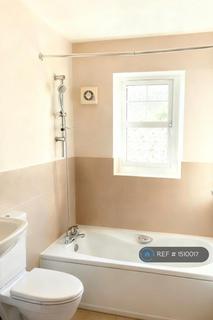 3 bedroom end of terrace house to rent, Miller Road, Bedford, MK42
