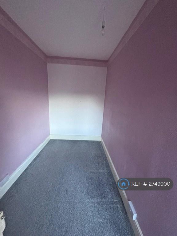 Single Bedroom