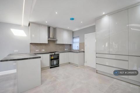 3 bedroom terraced house to rent, Lampton Park Road, Hounslow, TW3