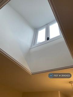 2 bedroom flat to rent, Caledonia Place, Bristol, BS8