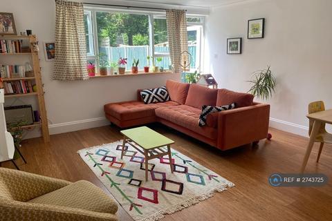 undefined, Morland Estate, London, E8