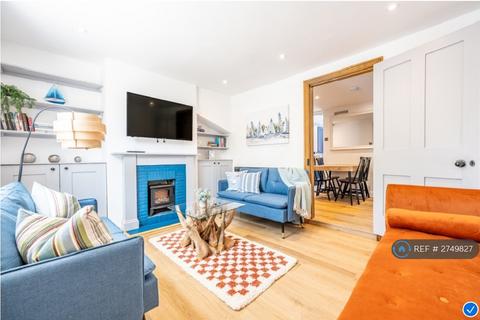 3 bedroom terraced house to rent, Stanford Road, Lymington, SO41