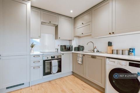 2 bedroom flat to rent, Springwell Court, London, EC1V