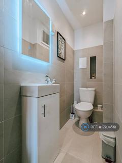 2 bedroom flat to rent, Springwell Court, London, EC1V