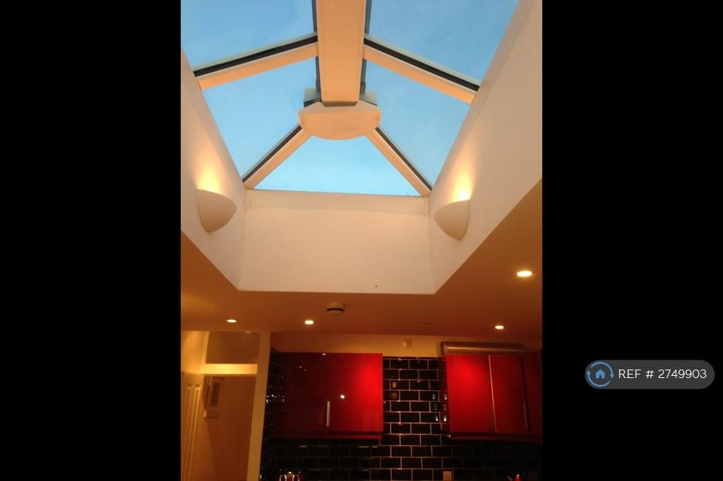 Kitchen Sky Light Living