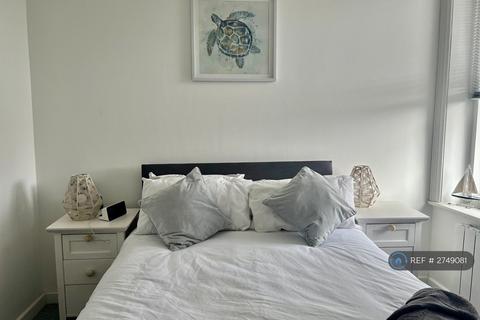 1 bedroom flat to rent, West Hill Road, Bournemouth, BH2