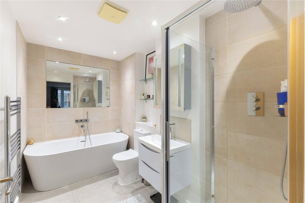 En Suite Bathroom