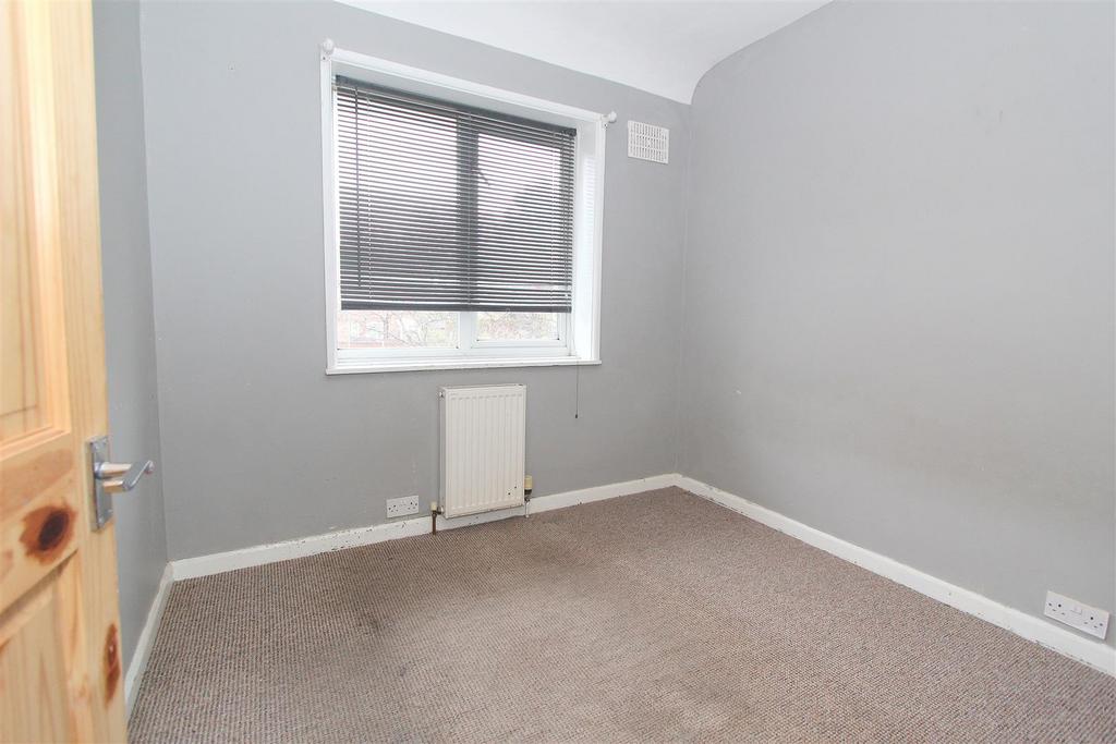 Bed 3.JPG