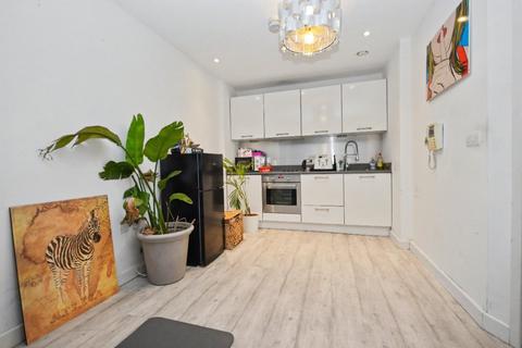 1 bedroom apartment for sale, 13 Mulberry House, Burgage Square, Wakefield, West Yorkshire